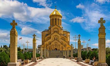 BAMBAŞKA TİFLİS TURU